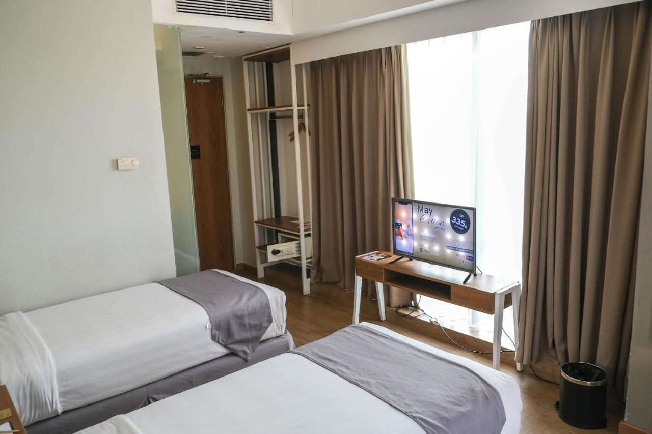 Allstay Hotel Semarang Simpang Lima Exteriér fotografie