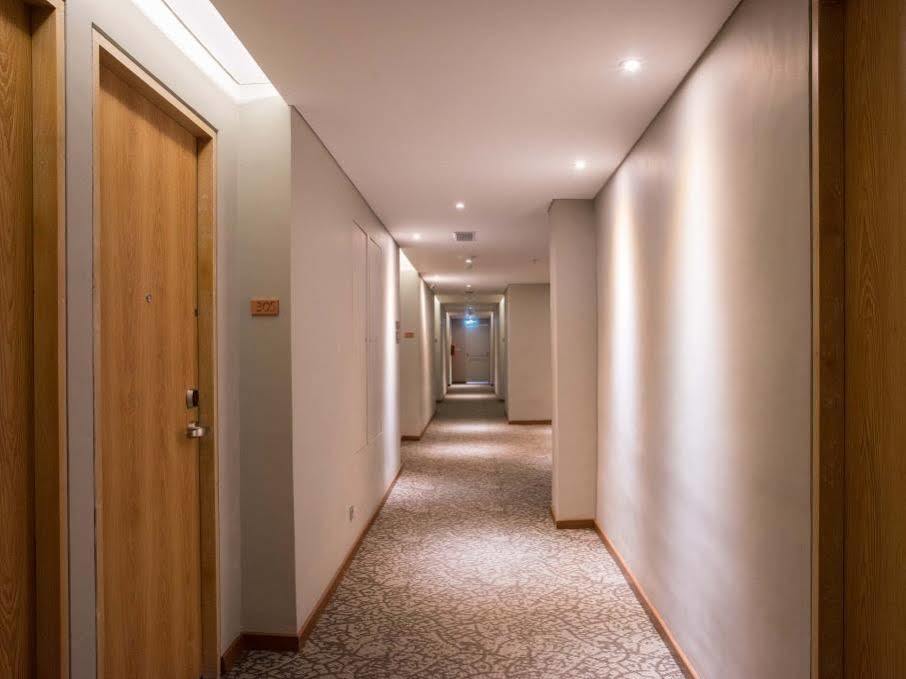 Allstay Hotel Semarang Simpang Lima Exteriér fotografie